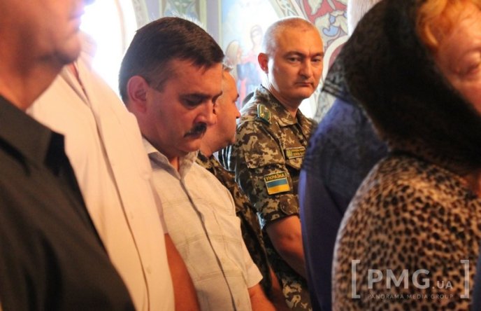 У Мукачеві попрощались з бійцем 128-ї бригади Олександром Павлюком – 18