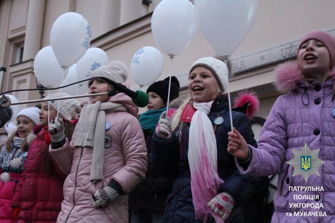 В Ужгороді відзначили першу річницю створення патрульної поліції – 16