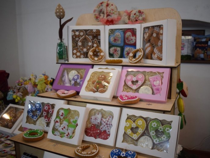 В Ужгороді триває "Закарпатський фестиваль пряників" – 09