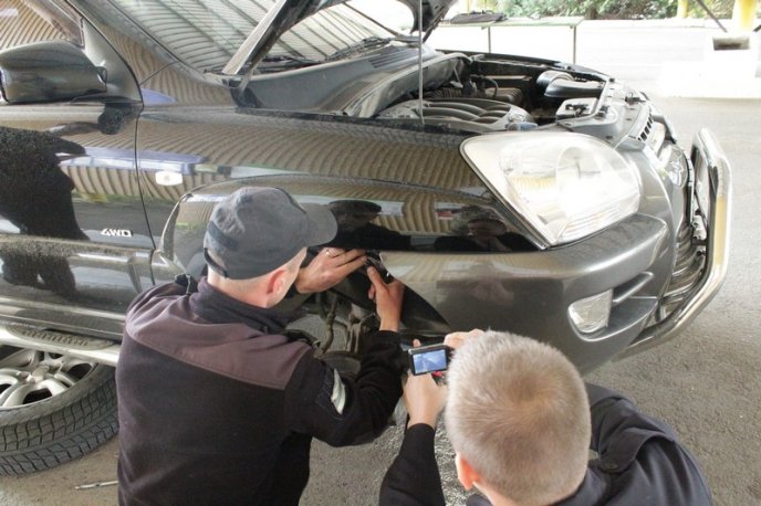 Через цигарки чоловік позбувся своєї автівки – 02