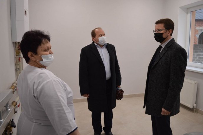 У селі на Іршавщині звели нову амбулаторію – 05