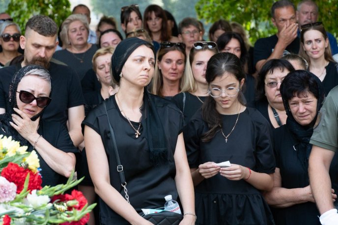 В Ужгороді поховали Героя, який без вагань вступив до лав ЗСУ – 07