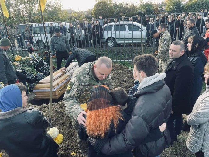 Сьогодні Закарпаття прощалось із Героєм – 05