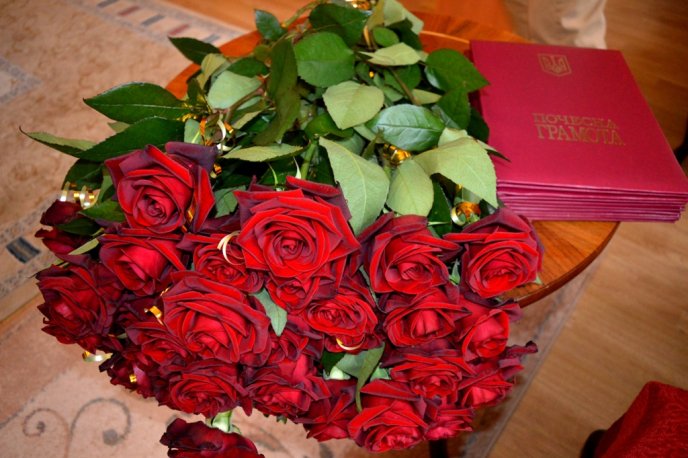 На Закарпатті вітали жінок з найбільш зворушливим святом – Днем матері – 01