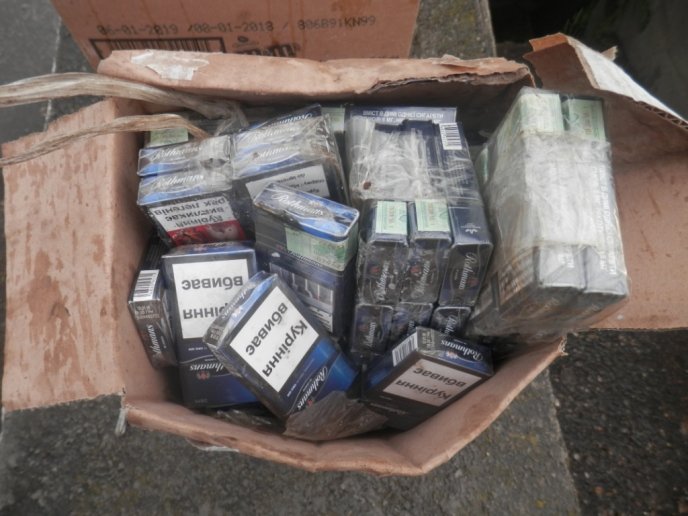 На Закарпатті у контрабандистів вилучили три іномарки – 19