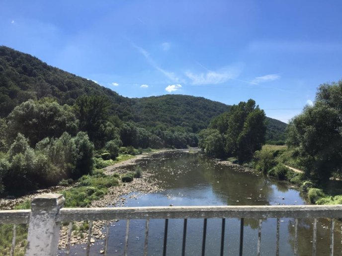 Лідера гурту "ТНМК" вразила "українська" відсутність доріг на Закарпатті – 03 Лідера гурту "ТНМК" вразила "українська" відсутність доріг на Закарпатті – 03