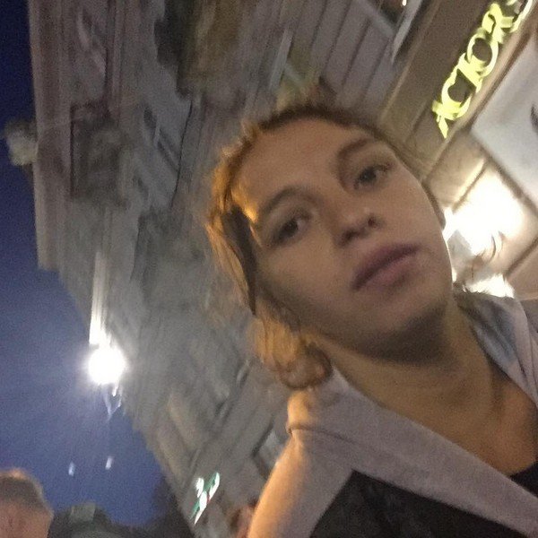 Четверо ромів побили дівчину і хотіли її пограбувати – соцмережі – 03