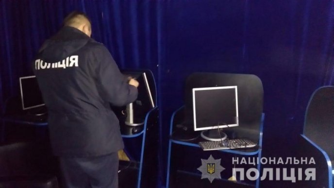 У Мукачеві тривають обшуки – 04 У Мукачеві тривають обшуки – 04