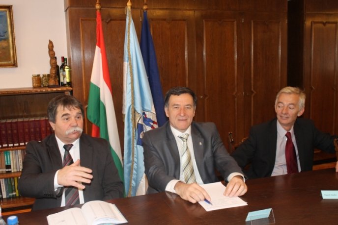 Закарпаття налагодило міжрегіональну співпрацю із найбільшою областю Угорщини – 06