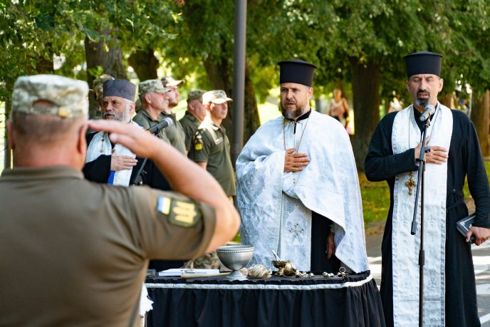 Закарпаття попрощалось із загиблим на війні Героєм – 02