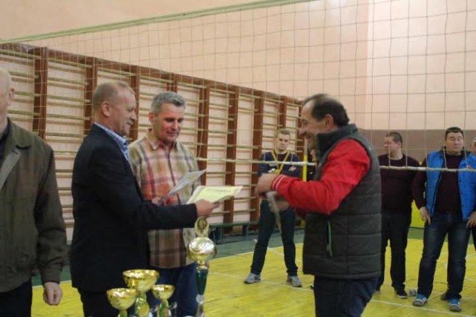 Волейбольний турнір пройшов у Дубовому – 07