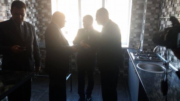 За сприяння угорців в Ужгороді відкрили оновлені кімнати гуртожитку №4 УжНУ – 02