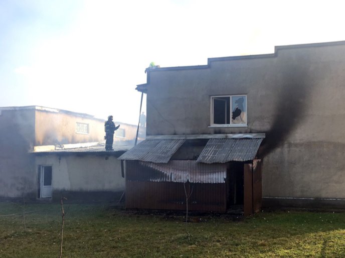 У курортному селищі спалахнула пожежа – 02