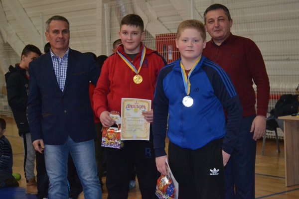 У Тячеві пройшов ювілейний новорічний турнір на Кубок федерації греко-римської боротьби – 08