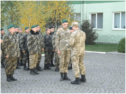 Мукачівські прикордонники отримали посвідчення учасників АТО – 02