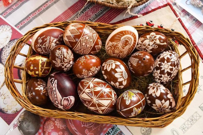 Майстер-клас із писанкарства провели у Мукачеві – 08