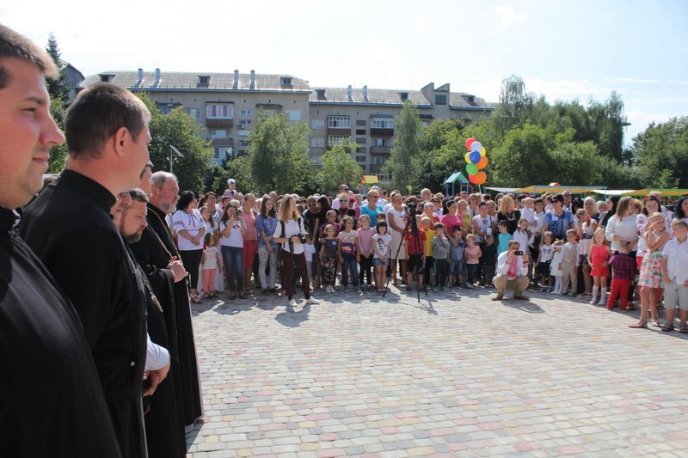 У Мукачеві відкрили новий дитсадок на 170 вихованців – 25