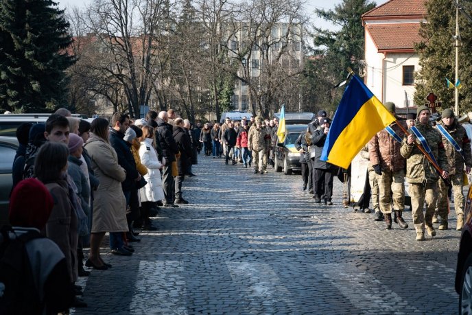 До кінця залишався вірним військовій присязі: в області поховали Героя – 06