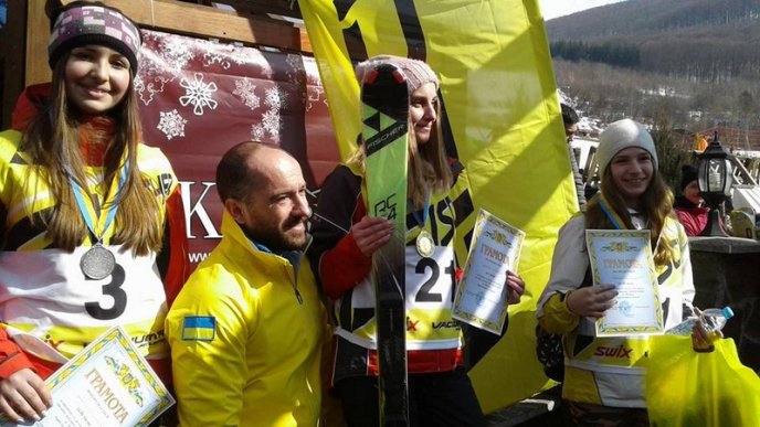 Між школярами Мукачева відбулись змагання зі сламому – 05