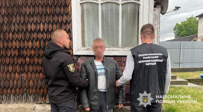 Свої послуги оцінювали у 8000 доларів: поліцейські розповіли, що накоїли чоловіки – 03 Фото — Відділі комунікації поліції Закарпатської області