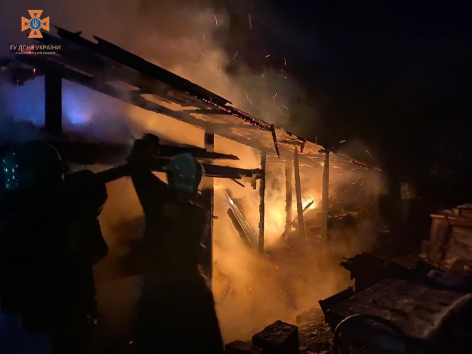 Зранку у Перечині трапилась пожежа – 02 Зранку у Перечині трапилась пожежа – 02