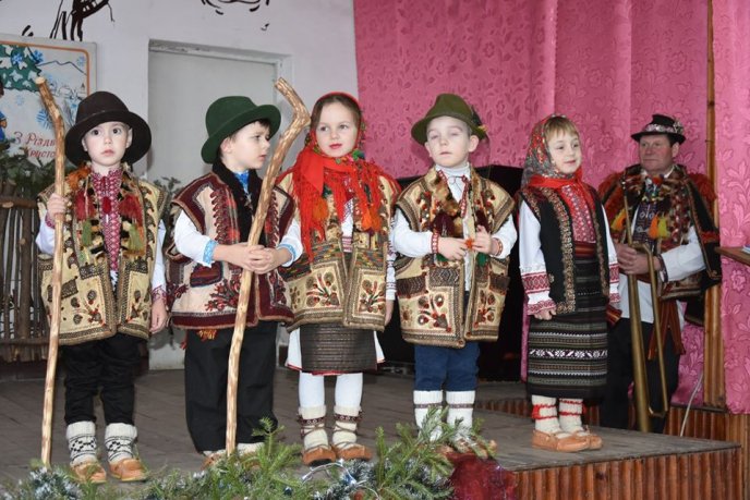 "Вифлеємська зіронька" засіяла на Рахівщині  – 08