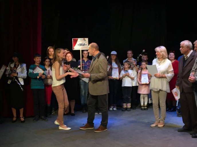 У Мукачеві урочисто закрили І Всеукраїнський театральний фестиваль «Імпреза над Латорицею» – 09