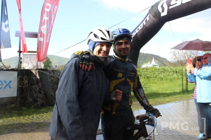 У парку "Перемога" у Мукачеві нагородили учасників МТБ-марафону "Три замки Закарпаття" – 06
