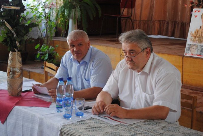 КОДівці обговорили програму власних дій з мукачівцями (ФОТО) – 01 КОДівці обговорили програму власних дій з мукачівцями (ФОТО) – 01