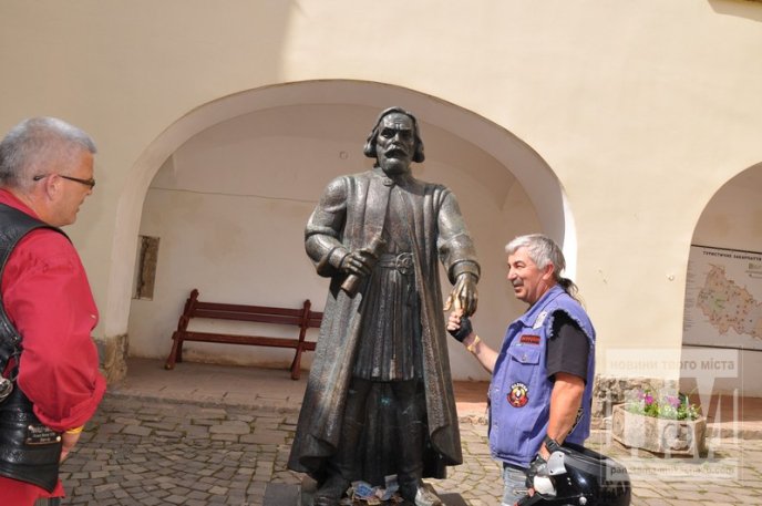 Як байкери у замку "Паланок" гуляли (ФОТОРЕПОРТАЖ)  – 20