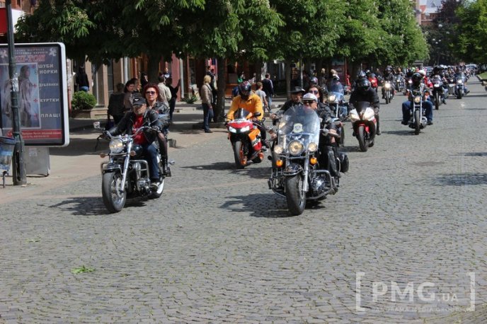 Байкери проїхались вулицями Мукачева – 14