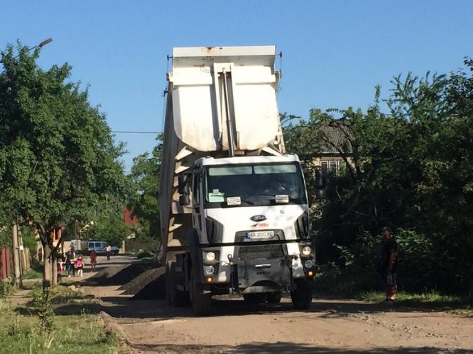 У Мукачеві заасфальтують 6 вулиць – 02