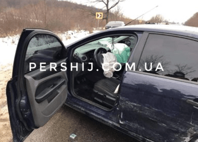 Постраждало кілька людей: нові подробиці масштабної аварії поблизу Мукачева – 03 Постраждало кілька людей: нові подробиці масштабної аварії поблизу Мукачева – 03