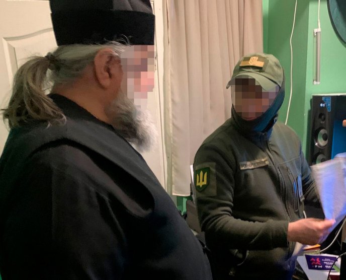 СБУ завершила безпекові заходи на об’єктах УПЦ (МП) в Ужгороді: що знайшли там – 04