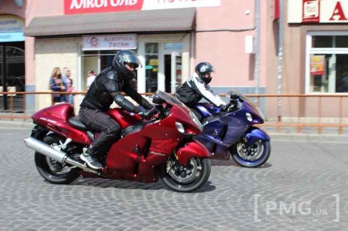 Байкери проїхались вулицями Мукачева – 04