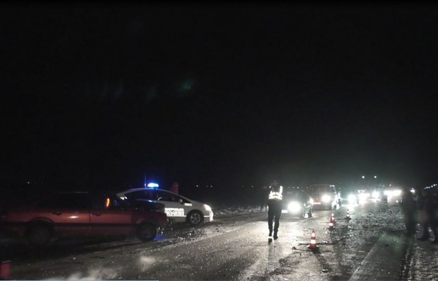 З’явилися фото і відео з місця моторошної аварії поблизу Мукачева – 06