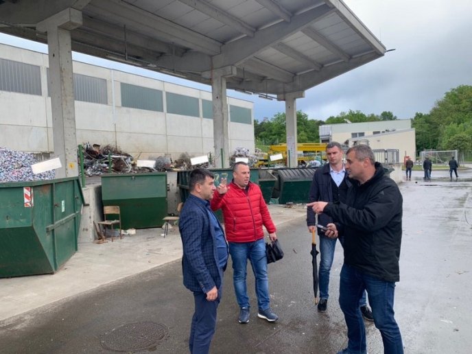 Голови місцевих громад Закарпаття вивчали у Словенії практику вирішення питання переробки сміття – 03