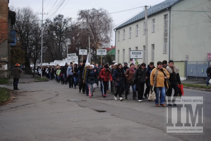 Закарпатські угорці вшанували жертв сталінських репресій поминальною ходою (ФОТО) – 13