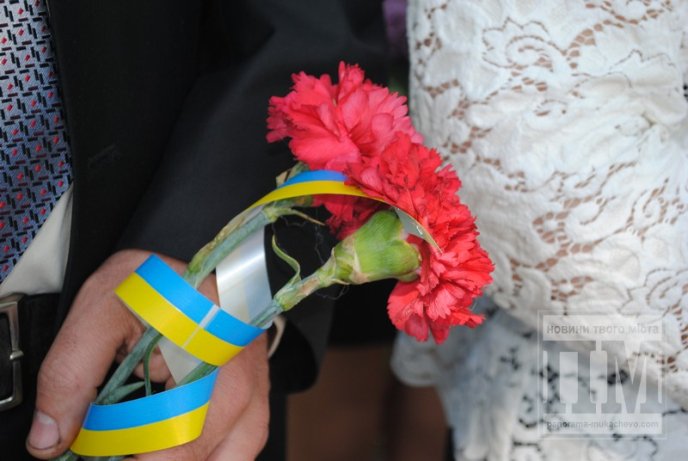 Громада Мукачівщини також відзначила День пам’яті та примирення (ФОТОРЕПОРТАЖ) – 08