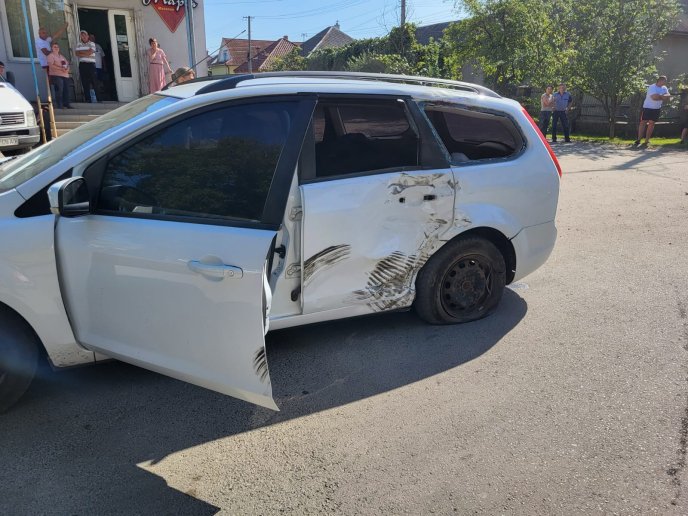 Смертельна аварія у Сваляві: загинув 16-річний мотоцикліст – 02