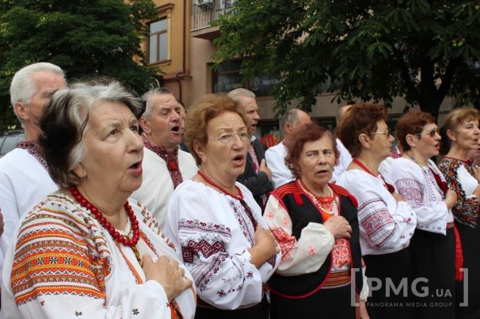 У Мукачеві відзначили 20-ту річницю Конституції України – 02