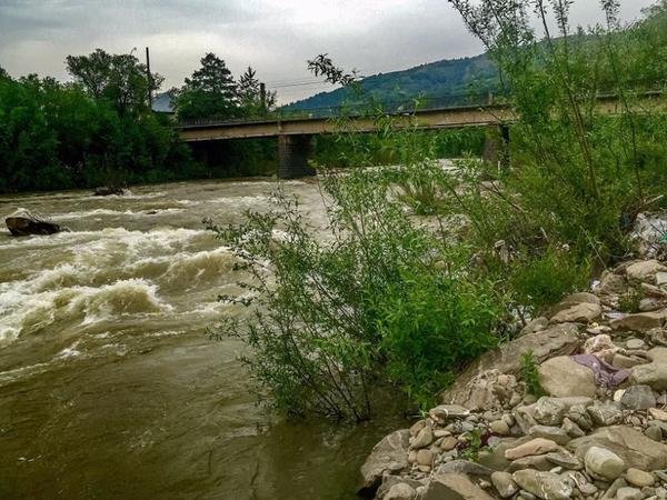 У річках Закарпаття піднявся рівень води – 03
