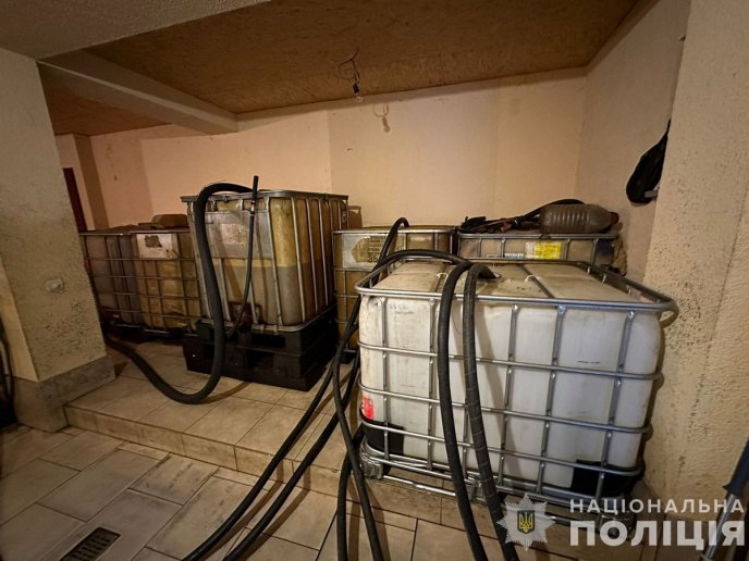 Поліцейські розповіли, що накоїв закарпатець разом зі спільниками – 05 Поліцейські розповіли, що накоїв закарпатець разом зі спільниками – 05