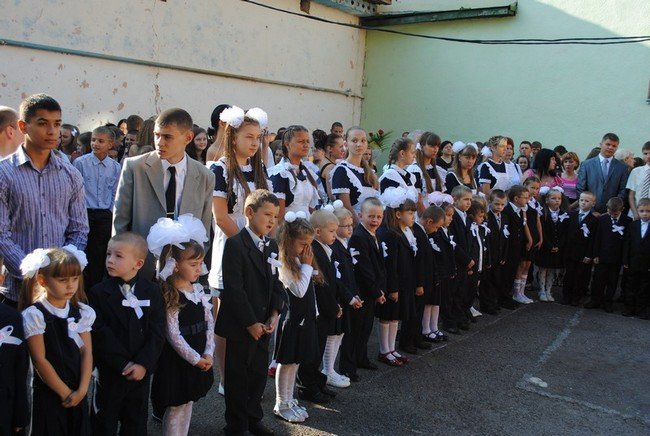 У школах Мукачева пролунав перший дзвоник (ФОТОРЕПОРТАЖ) – 09