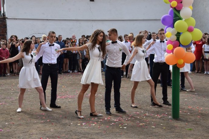 У школах Мукачева пролунав останній дзвінок – 45