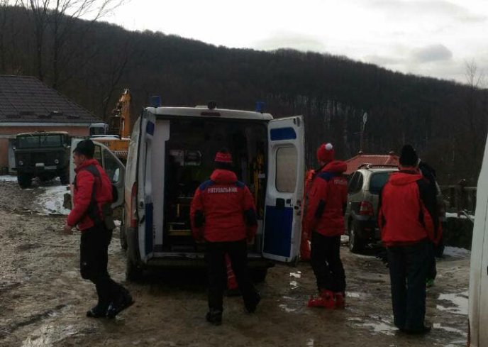 У горах знайшли непритомного чоловіка – 02
