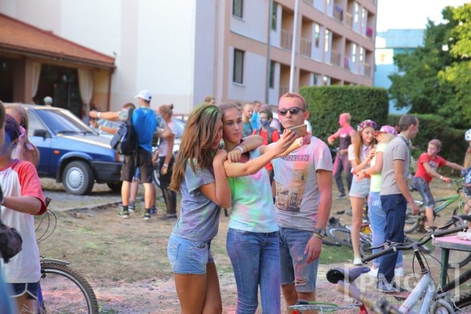 Велозаїзд у День Незалежності України та "кольоровий" флешмоб у Мукачеві: як це було – 34