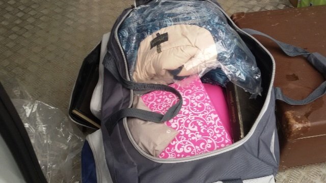 Митники Закарпаття не дали іноземцеві вивезти з краю старовинні книги – 06