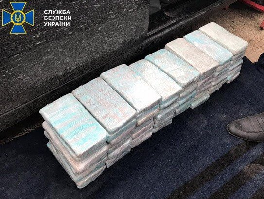 Затриманого СБУ контрабандиста засуджено до 9 років ув’язнення  – 02