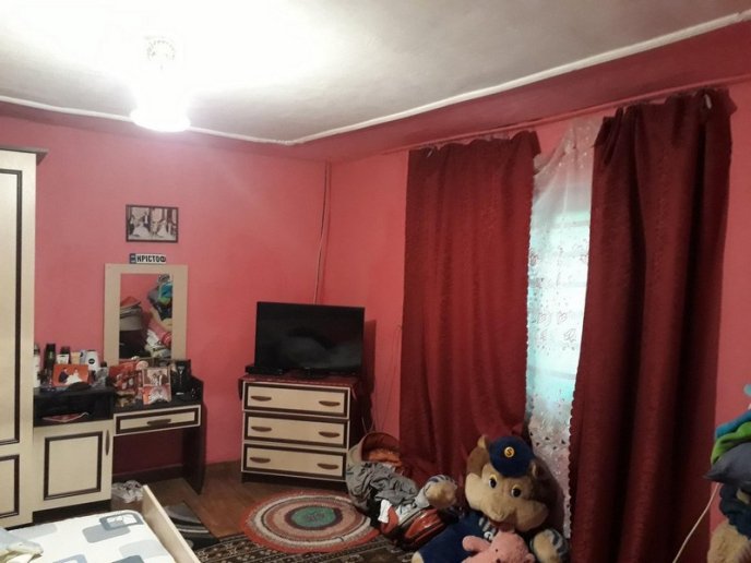 Як живуть роми в Мукачеві: шокуючі фото – 03